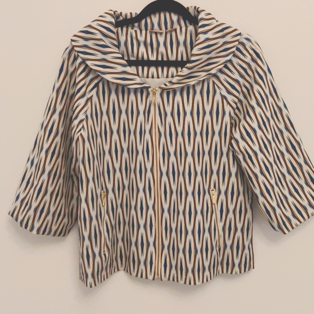 Chico's Light Jacket size 0 multicolor zipper pockets